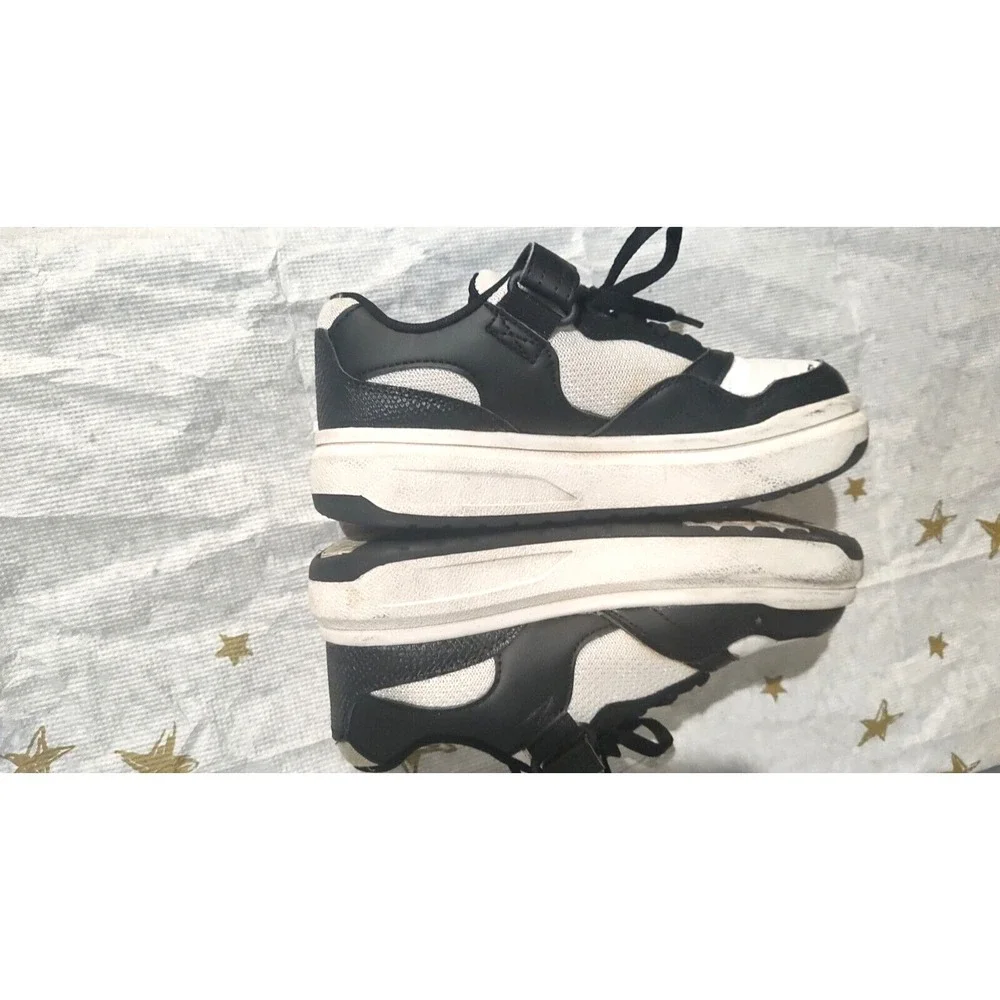 AND1 Girls Black & White‎ Low Platform Court Sneaker US Size 3