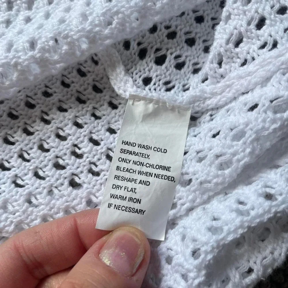 N/A white cotton