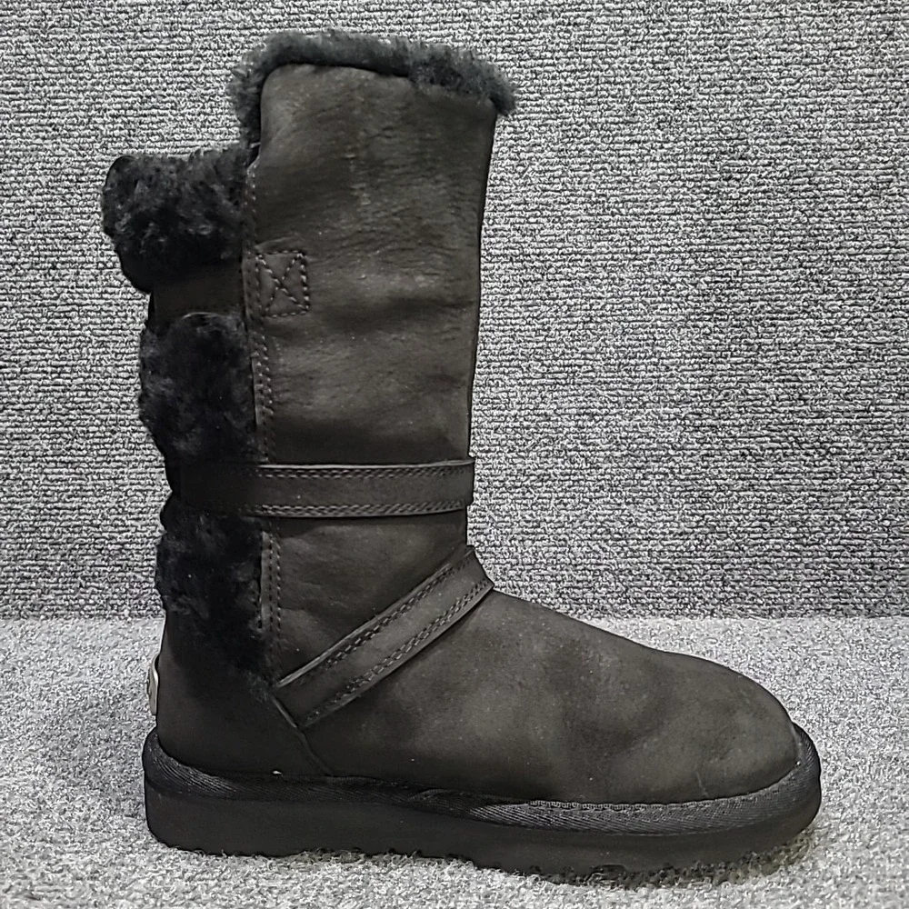 UGG shipped size advantage