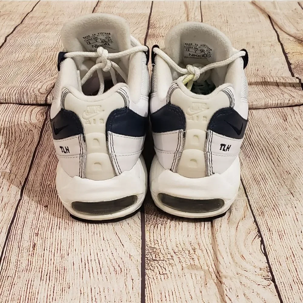 Nike air sneakers