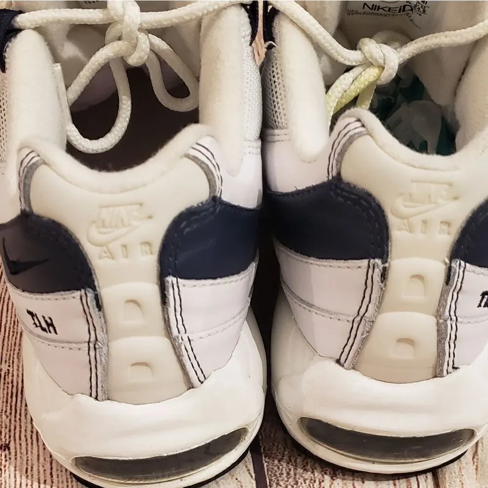 Nike air sneakers