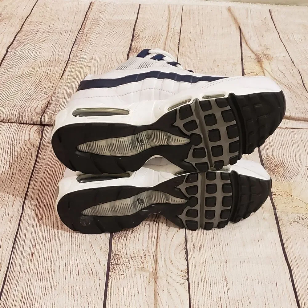 Nike air sneakers