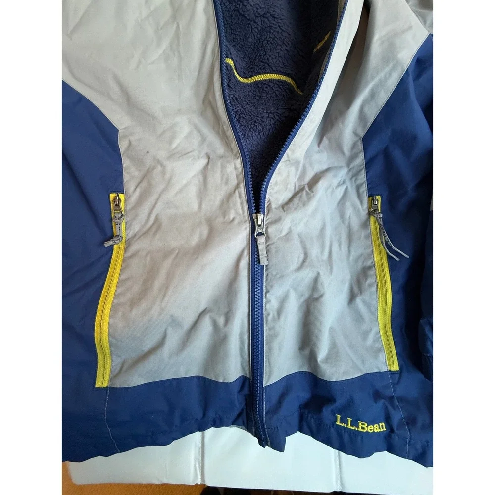L.L. Bean‎ Boys Youth Size Medium Gray Navy Blue Zip Up Jacket 295452