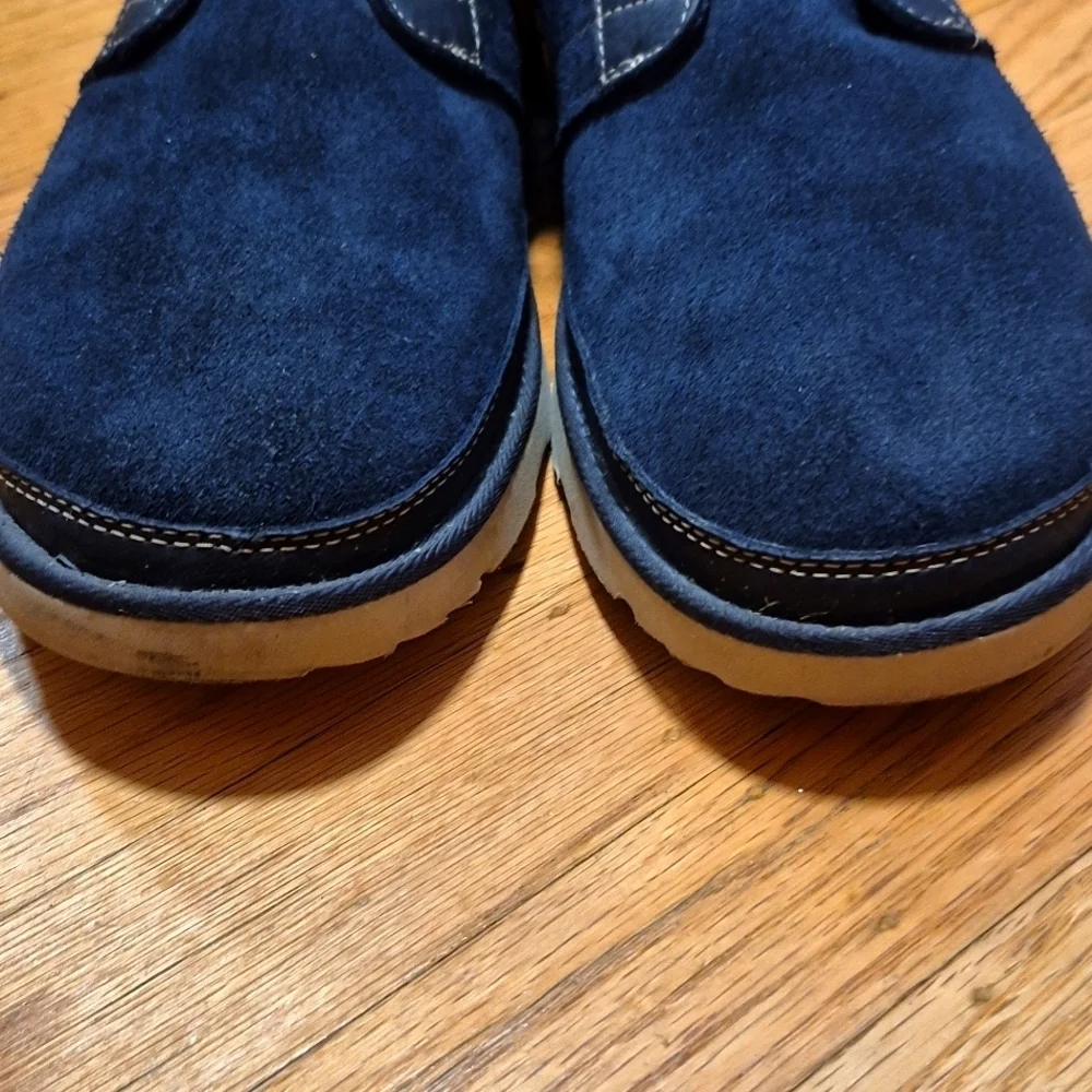 UGG men sz