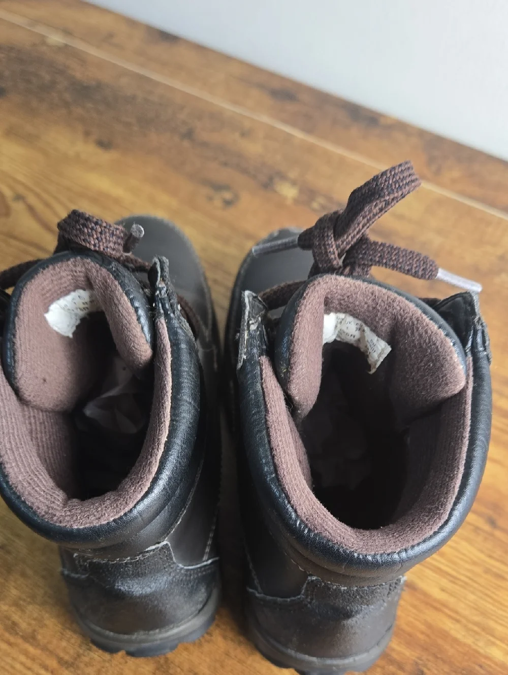 Timberland color brown