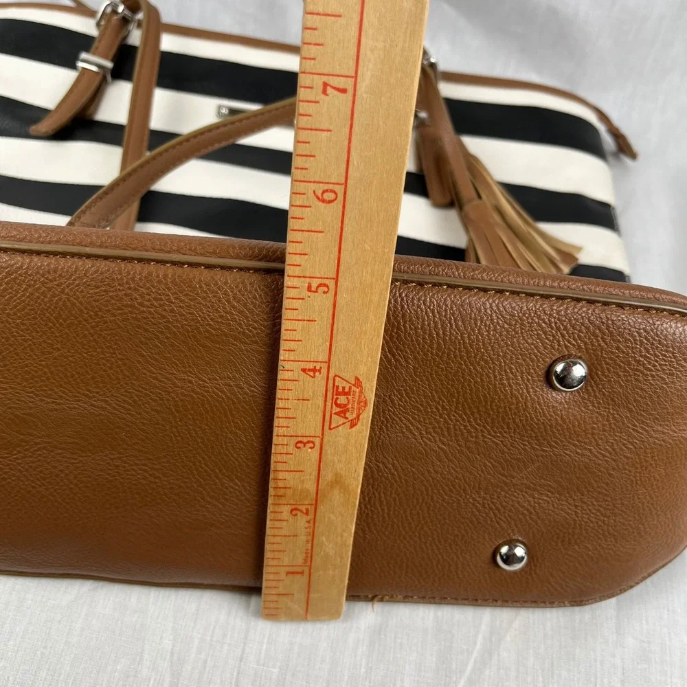 Nine West stripes black
