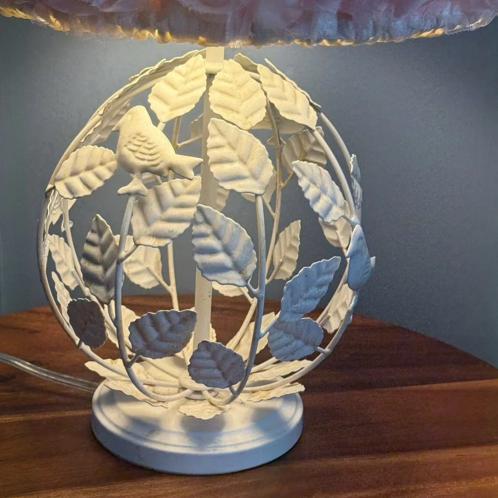 Pottery barn Kids Birdcage Lamp Cream‎ with Pink Rosette Shade 21