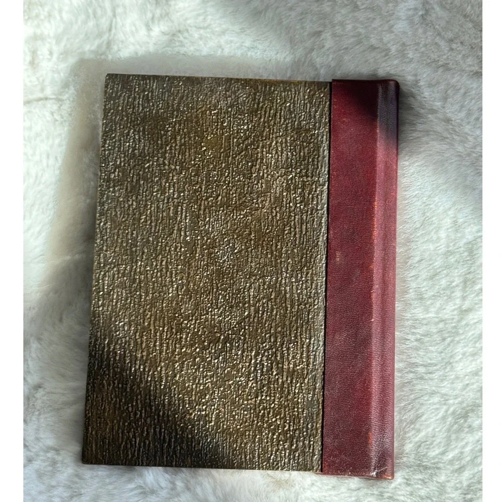 Matr Boomie Sustainable Leather Journal Embossed Cover‎ Red Spine Blank Pages