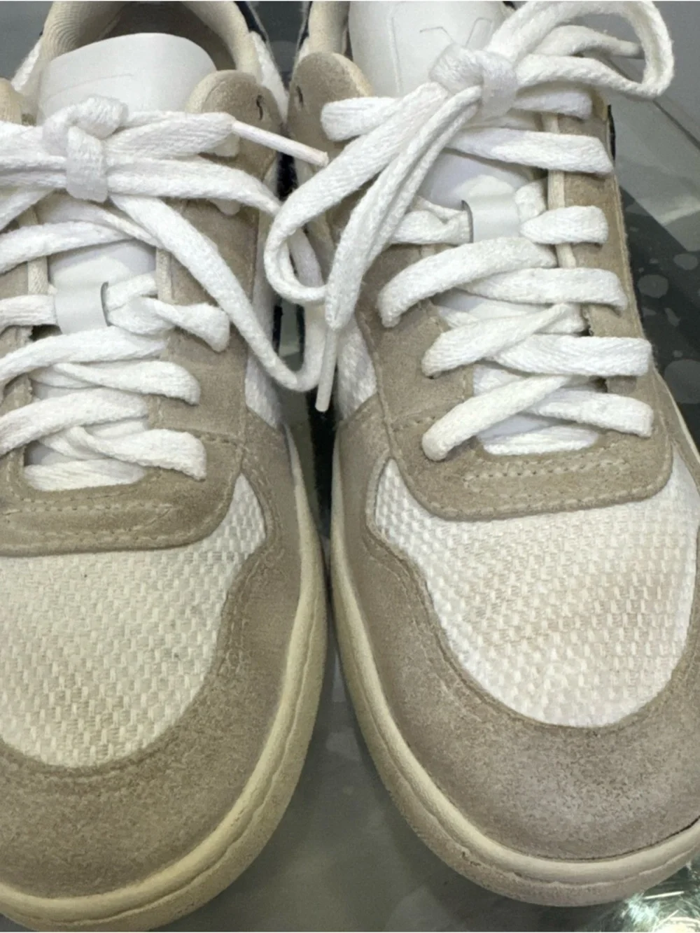 Veja sole padded