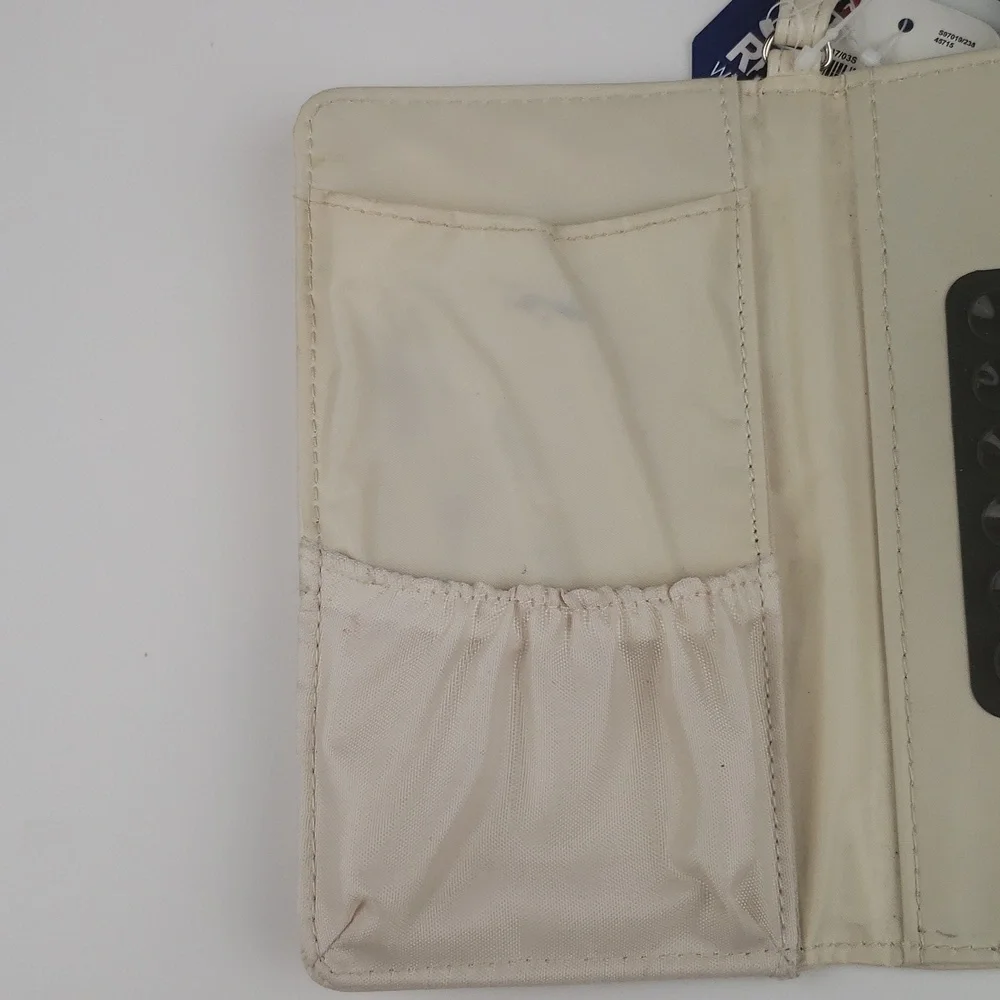 Mundi RFID All Charged Up NWT Smartphone Case & Backup Battery Bone-Safe Keeper