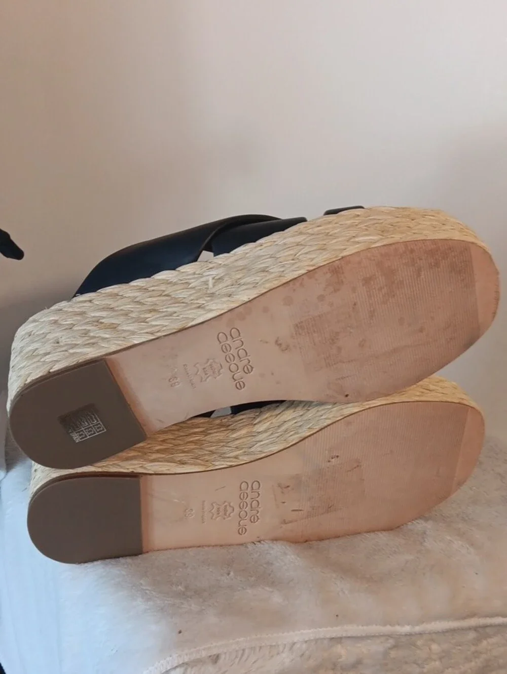 andrè assous crisscross padded