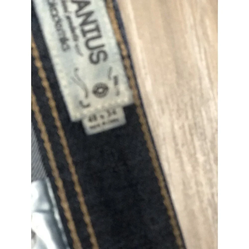 Akademiks pants are