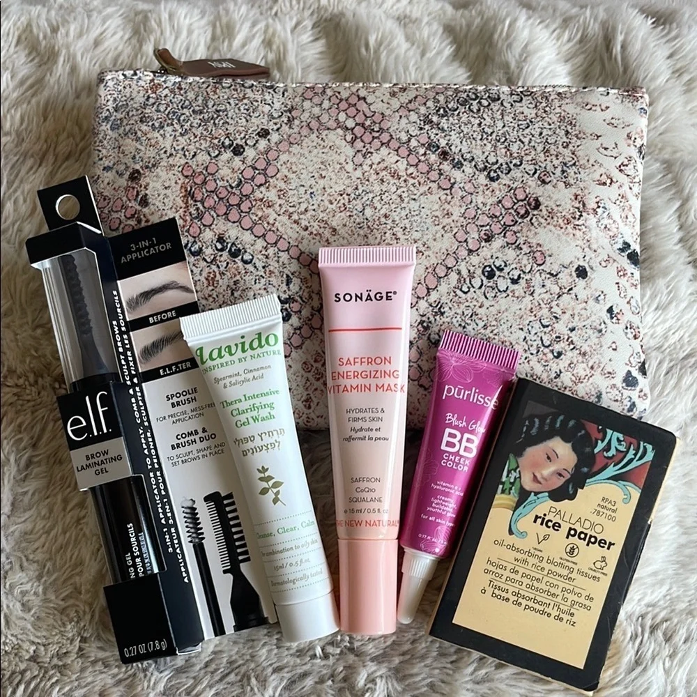 IPSY travel makeup Set with Snake Print makeup bag