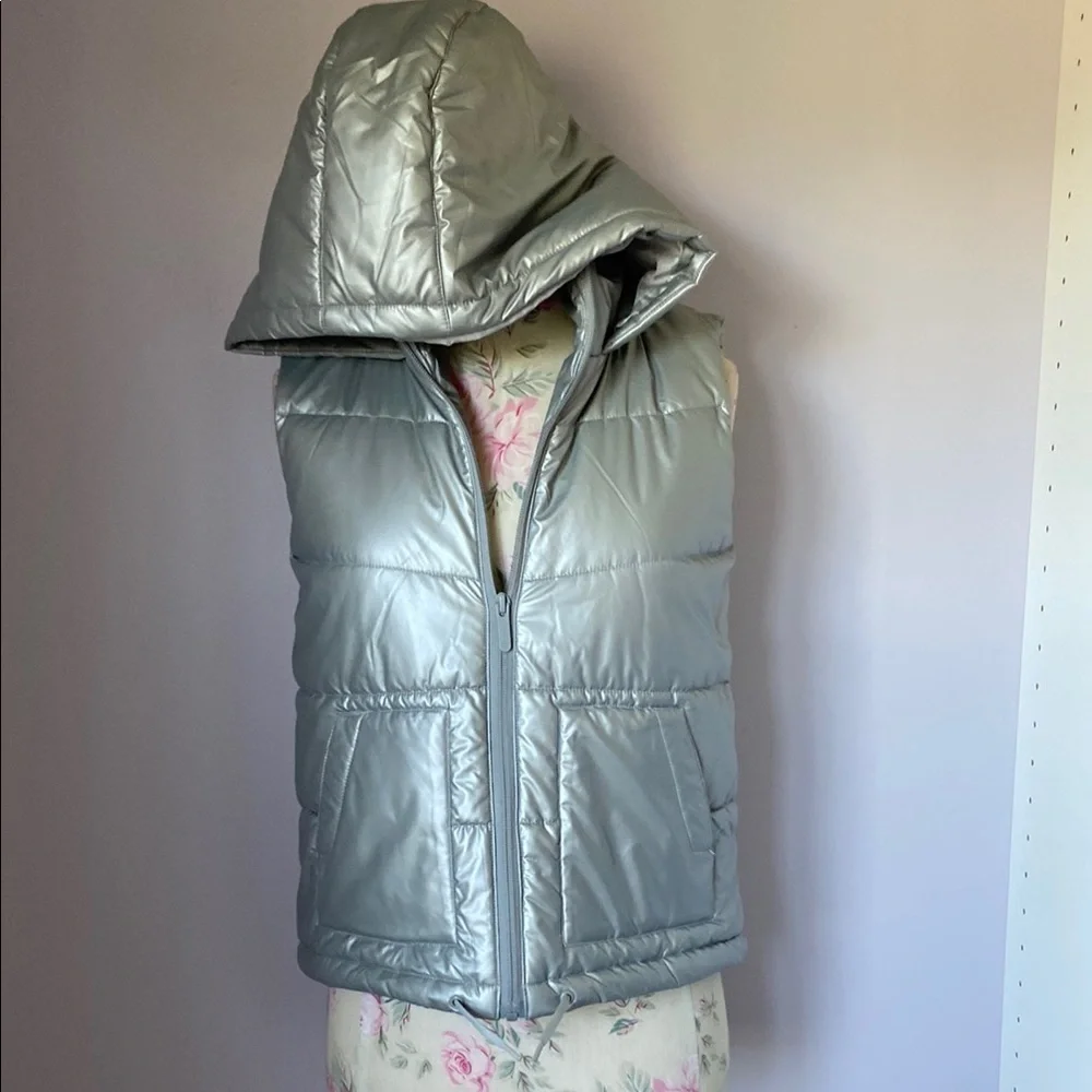 Zella chic cooler