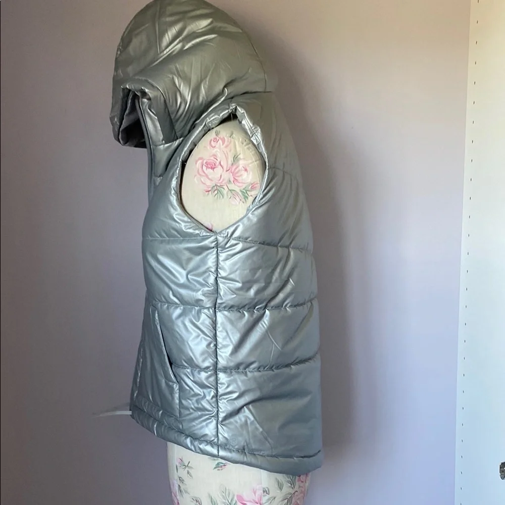 Zella signs layering silver