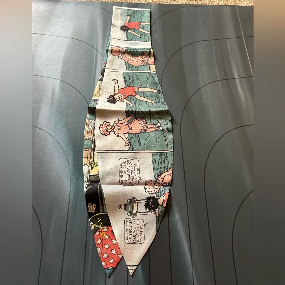 Women 100% Silk print Effervescent Silk Scarf