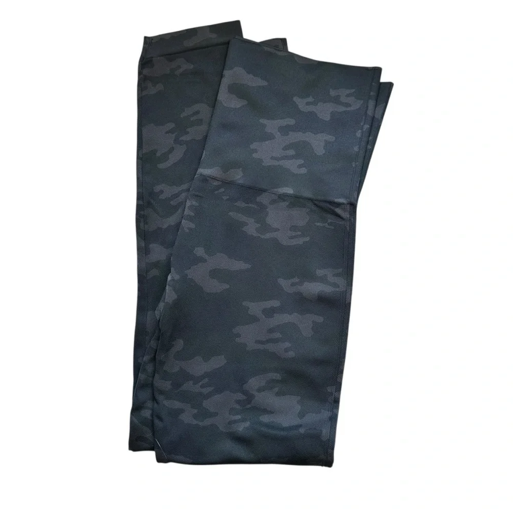 🔆 SPANX Look at Me Now Seamless Camo Leggings - 2X