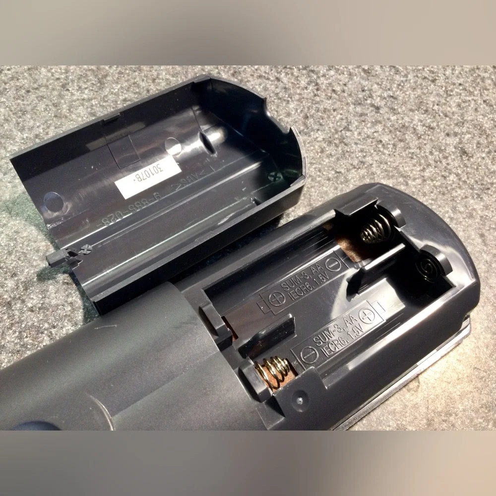 Sony compatible includes vplhs60