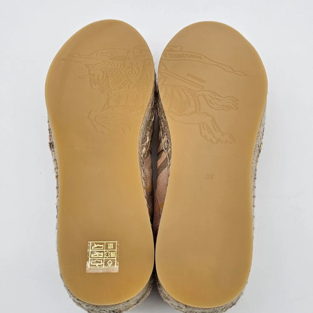 Burberry Espadrille Women Mews Teacup IP Check Tan Canvas Slip On Flat Sz 7, 37