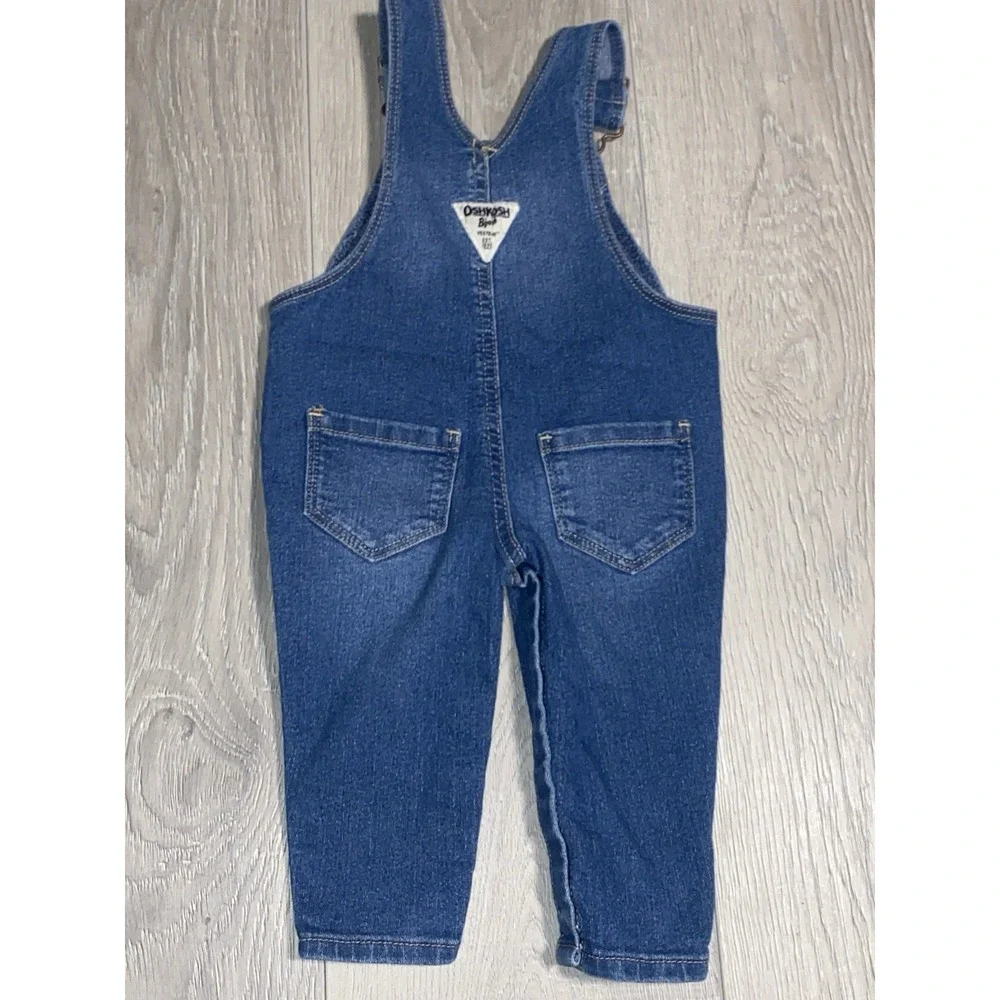 OshKosh Bgosh fashionable outfit months
