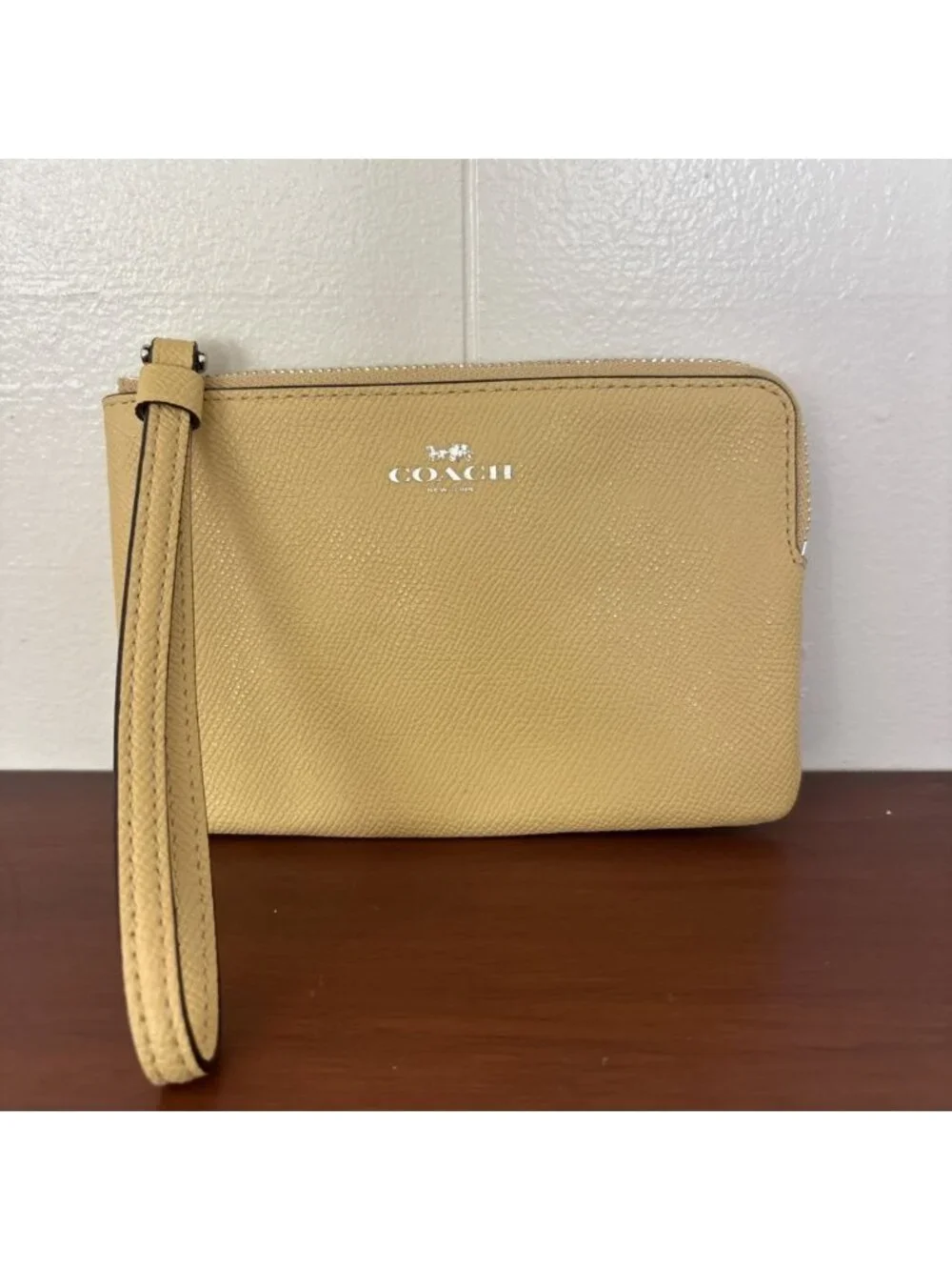 Coach Retro Yellow Leather Wristlet Corner Zip Wallet Small Clutch #58032