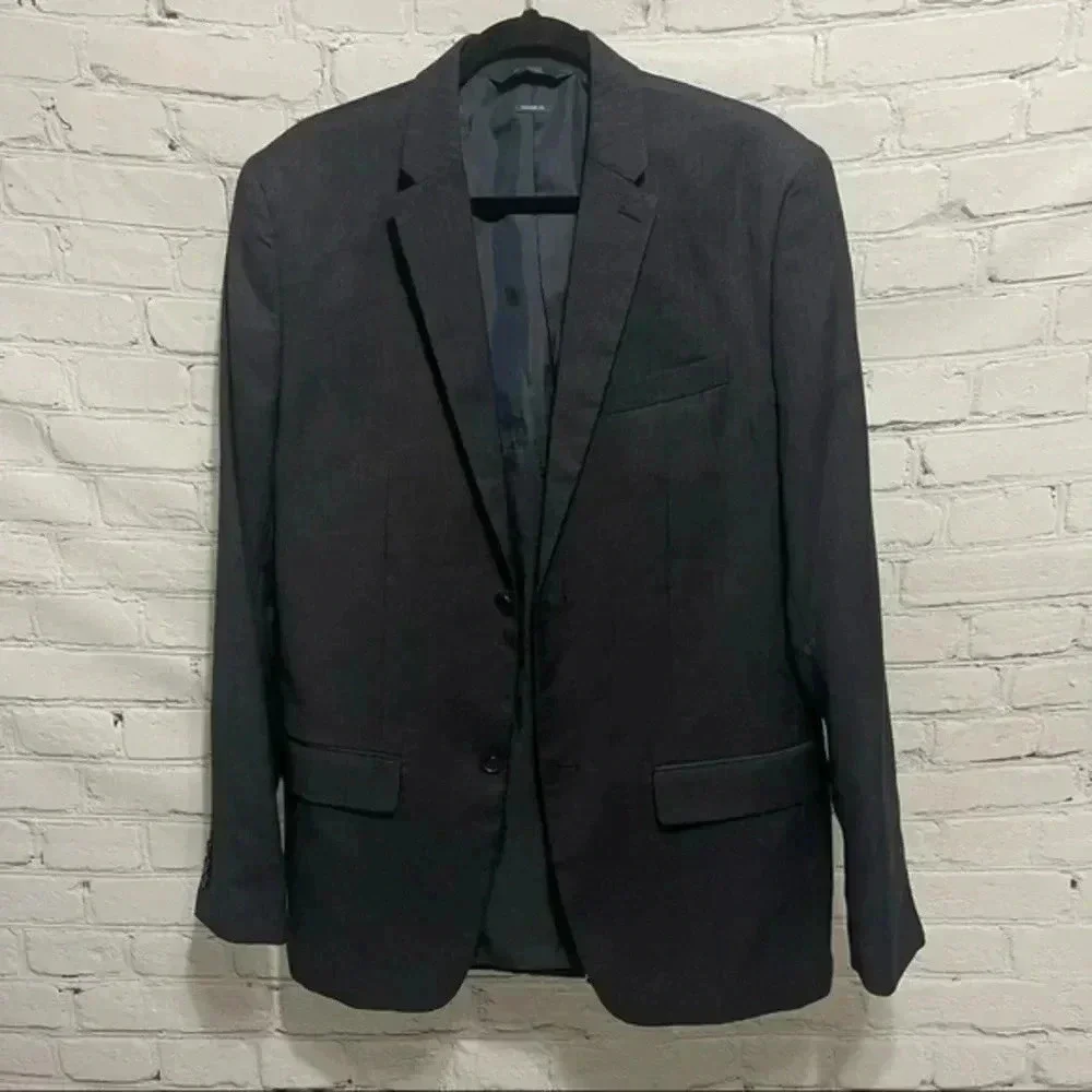 Perry Ellis Men’s Classic Fit Black Suit Jacket size 40L