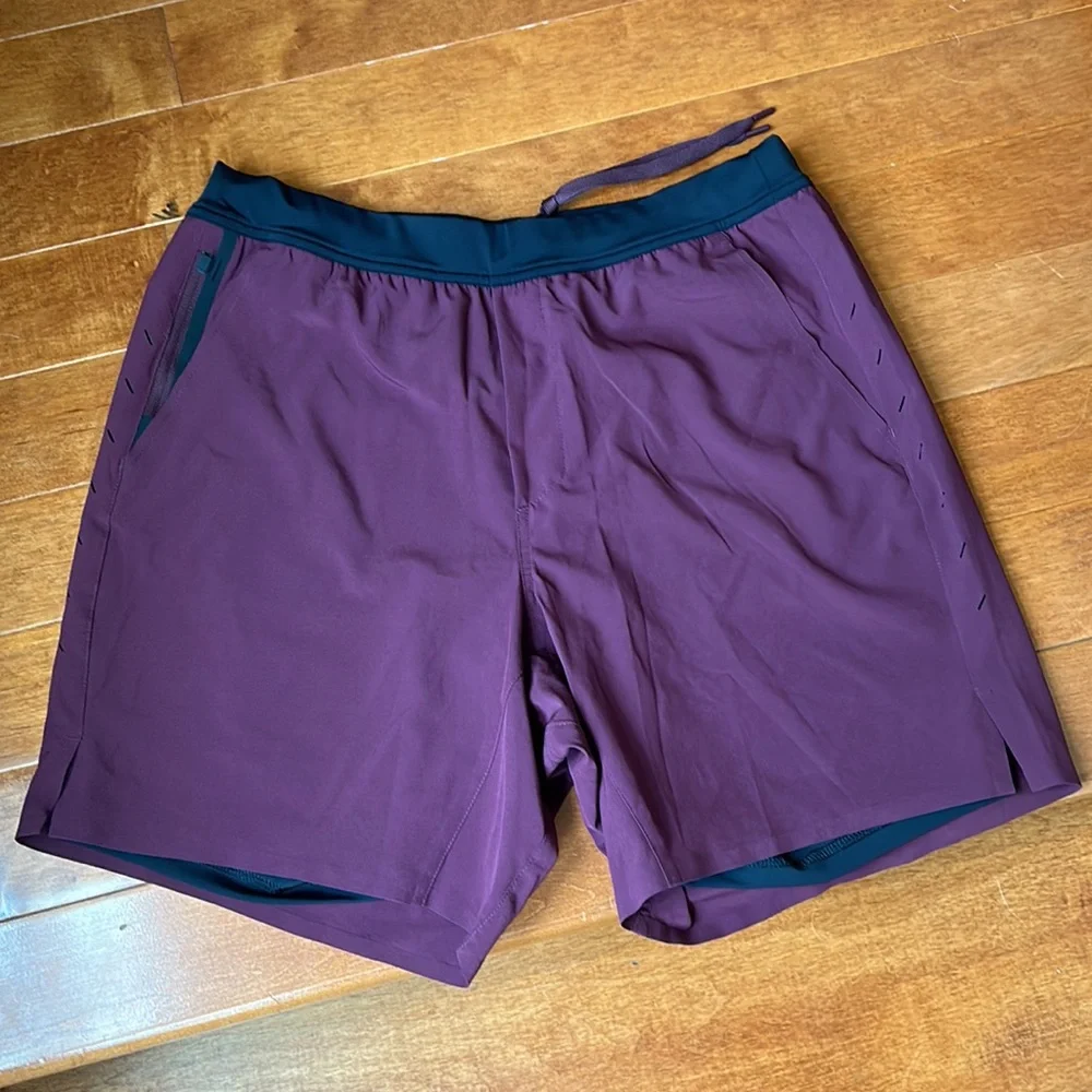 NWOT Ten Thousand Maroon Interval Short (Liner) 7