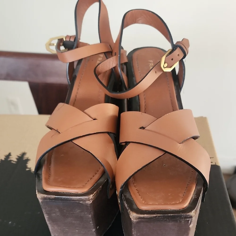 Frame Denim timeless summer