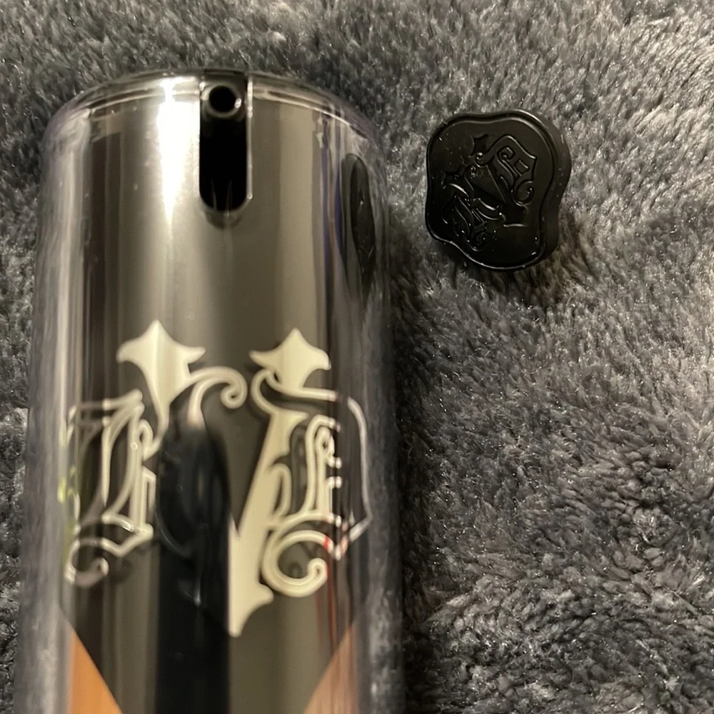 Kat Von D used 76 deep
