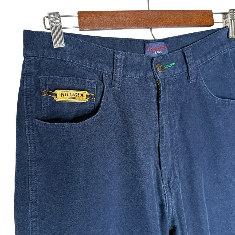 Tommy Hilfiger 90s y2k