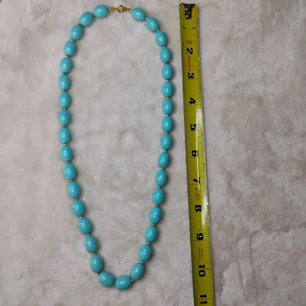 Unbranded beautiful vintage