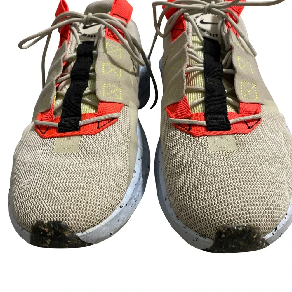 Nike pitting midsole