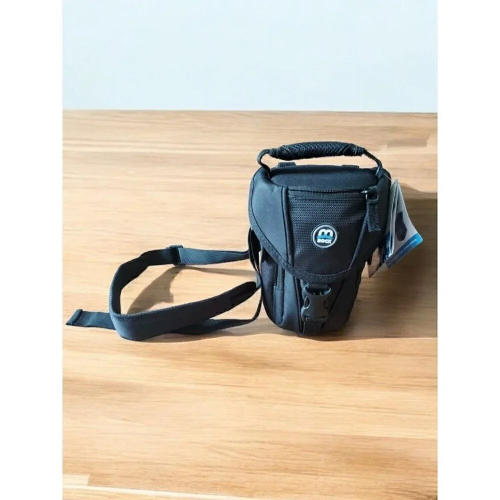 M Rock Camera Bag 506 Niagra black shoulder strap attaches to belt NWT‎