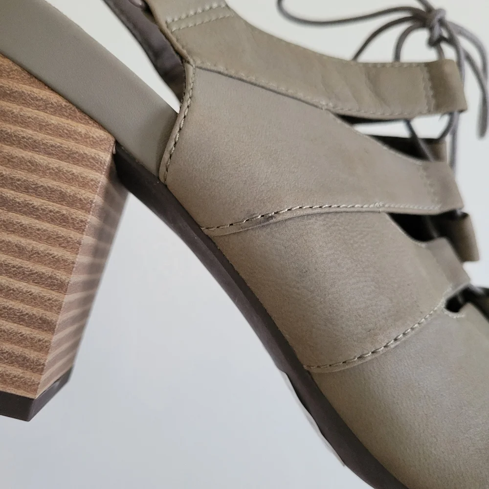 Clarks man ships no