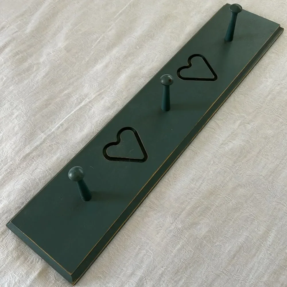 Henn Workshops Vintage Wooden Peg Rack with Hearts Hanger