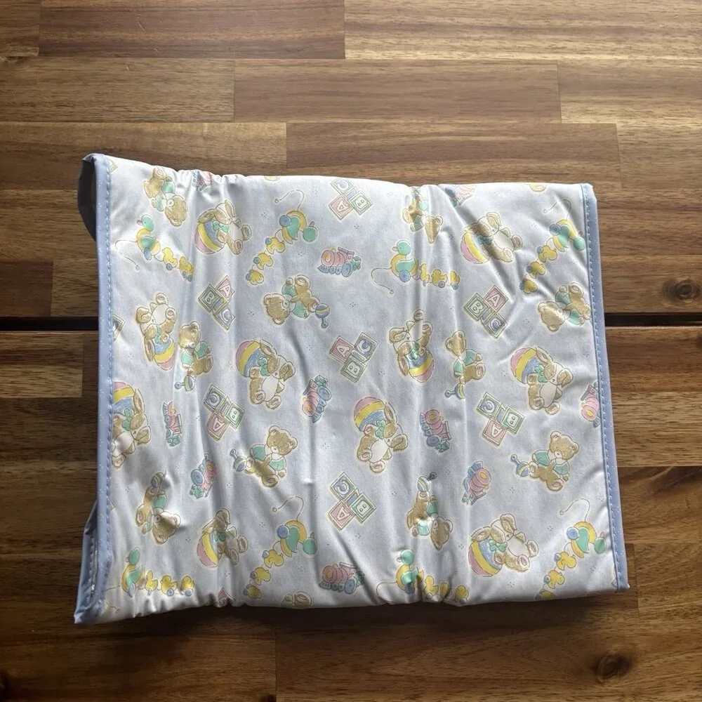 Dolly home colors pictured