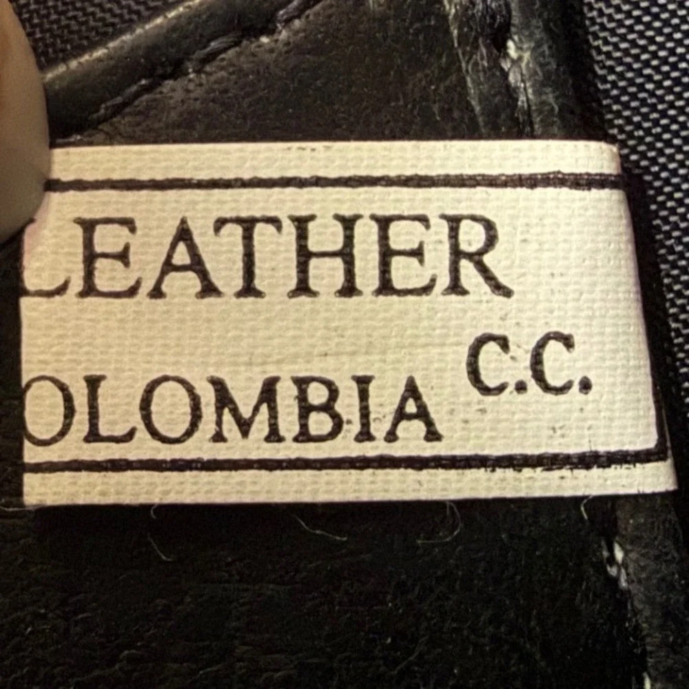 Vintage 90s Black Leather Messenger Unisex‎ Black Large Laptop Bag IMPERFECTIONS