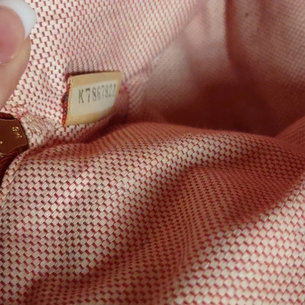 Dooney & Bourke plenty cloth