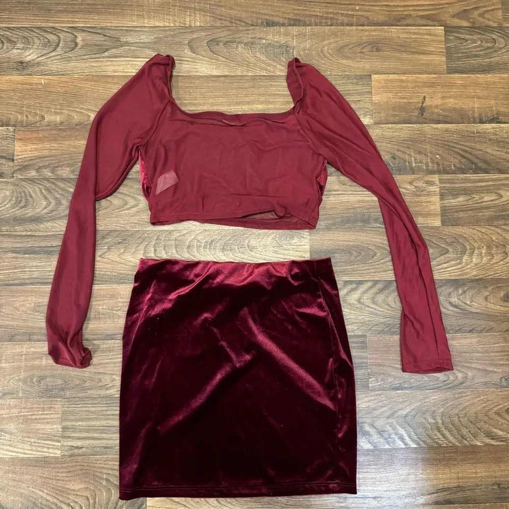 Fashion Nova velvet skirt new