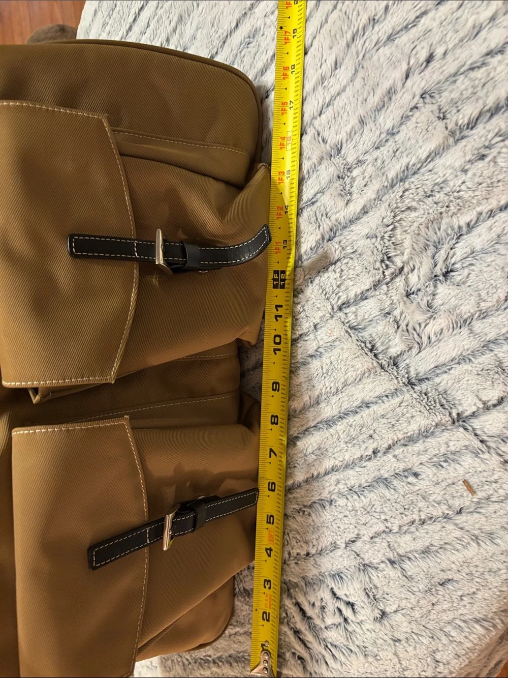 Maxx New York spacious tan