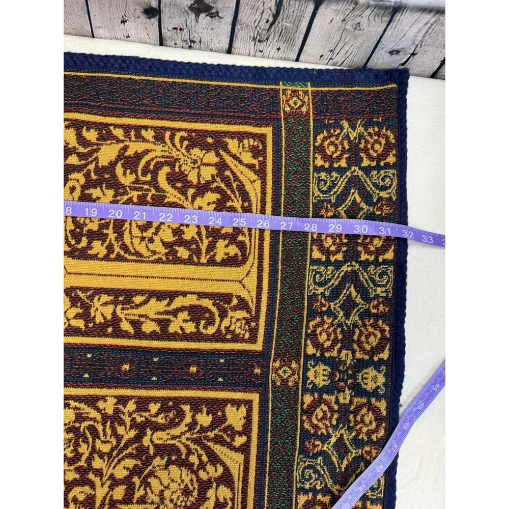 N/A tapestry rod