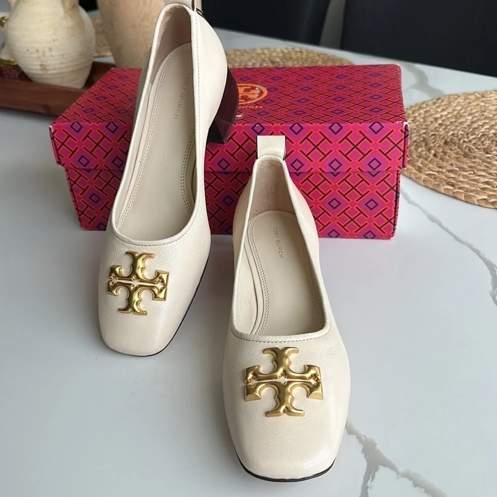 Tory Burch pumps golden