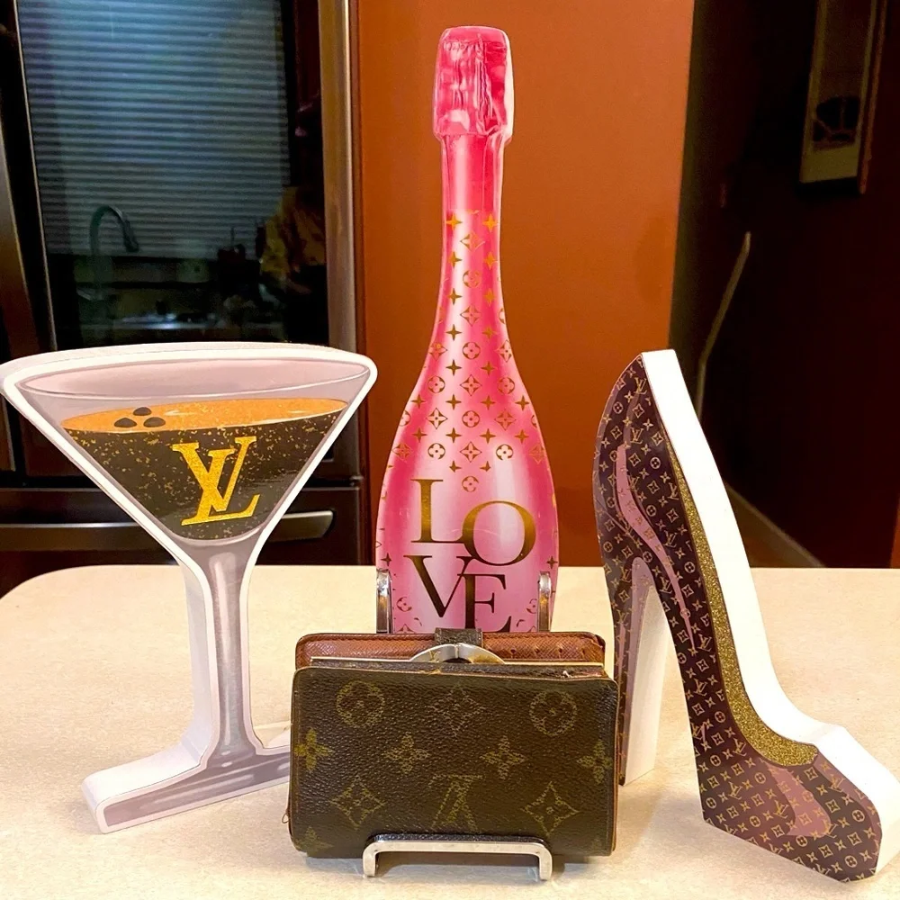 Louis Vuitton make me