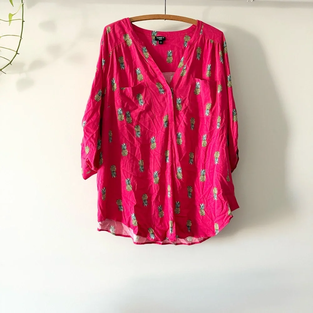 Torrid Harper Pineapple‎ Print Blouse Pullover Top Women's Size 2