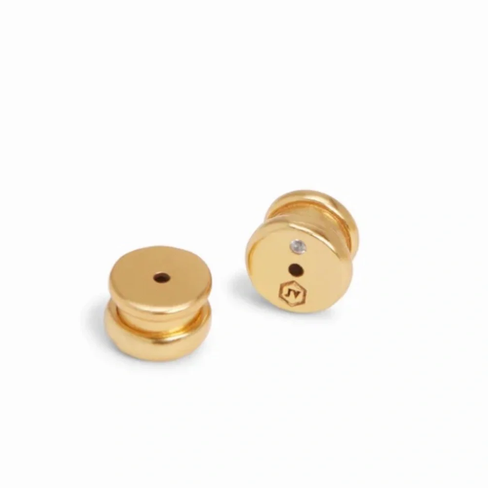 JULIE VOS • Marbella Midi Hoop & Pearl Charm Earrings