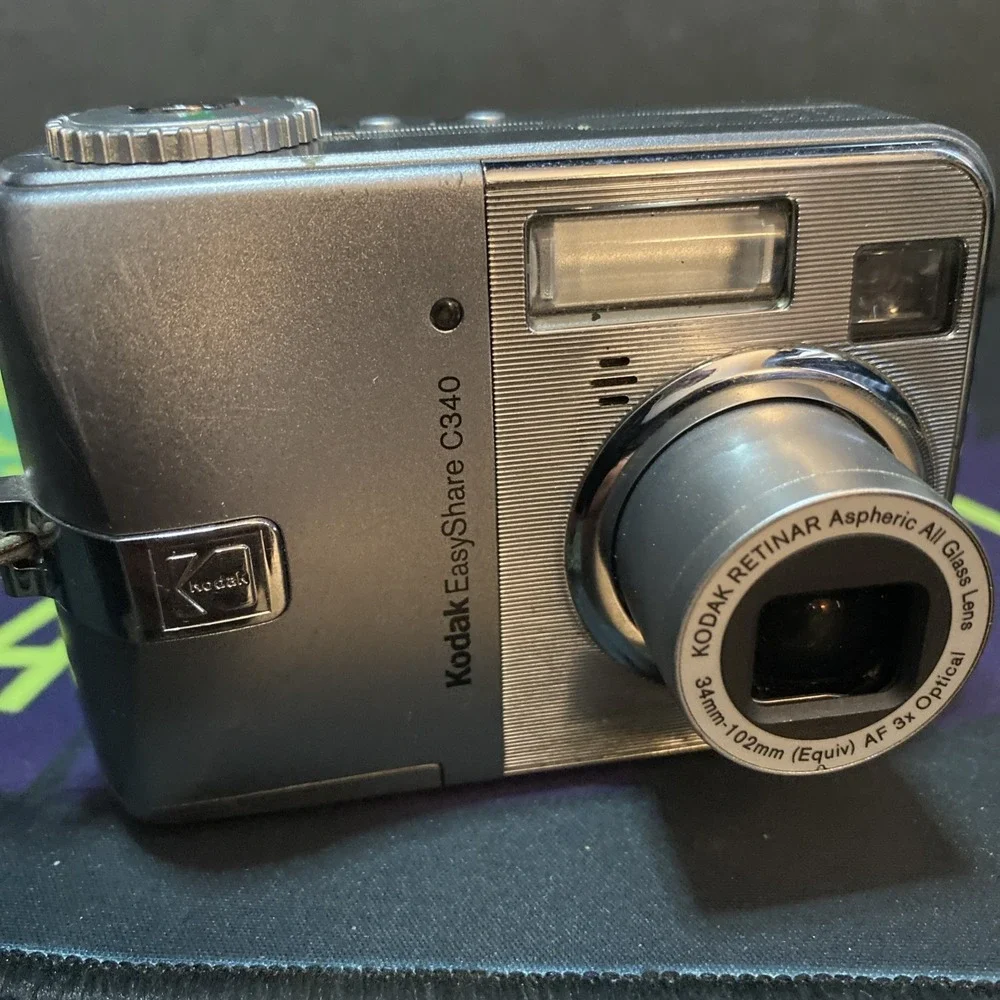 Kodak EasyShare C340 - Silver - - 5MP Digital Camera Only C3