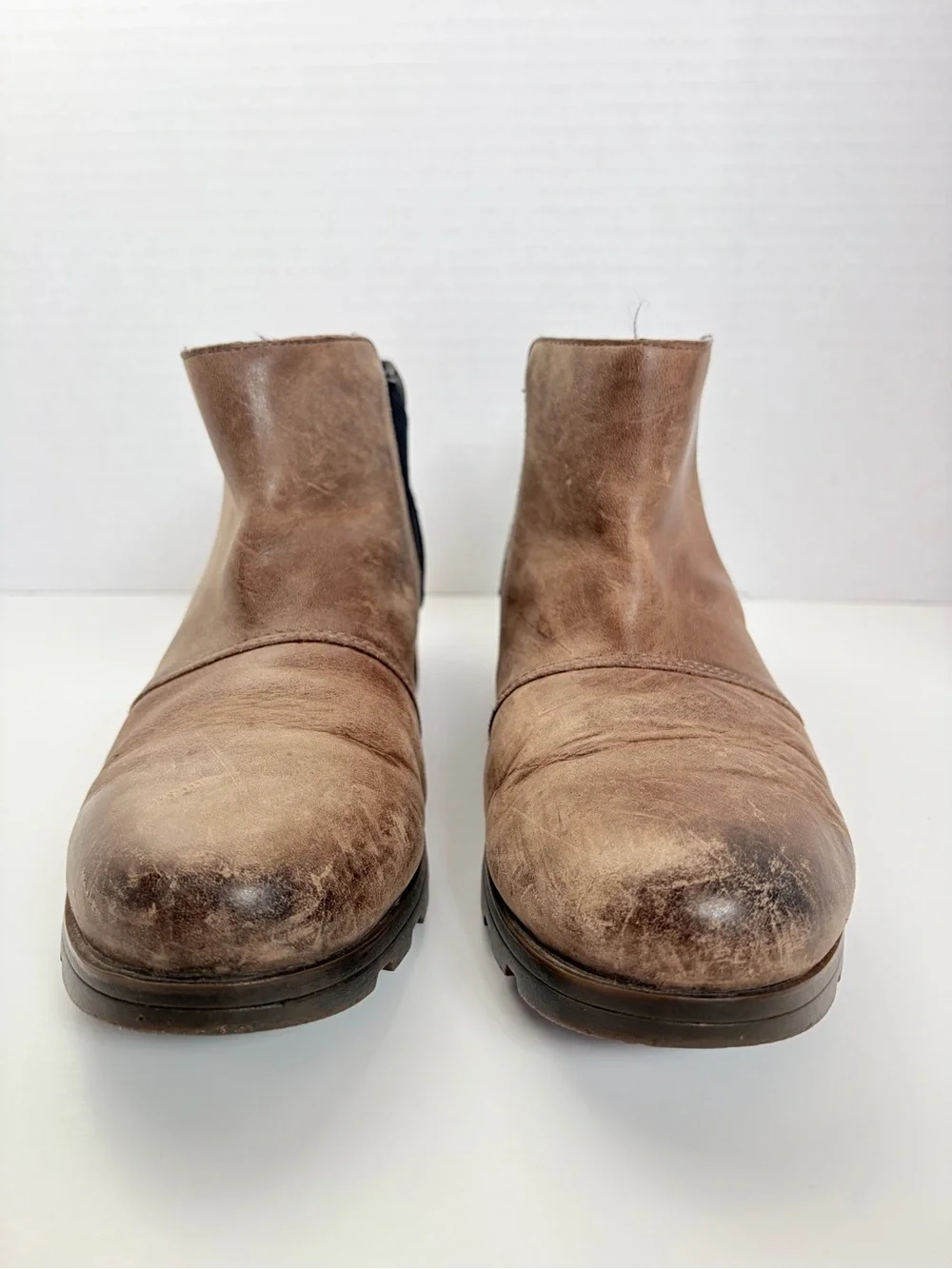 Sorel Emelie Chelsea Boots Waterproof Leather Suede Pull On Tan Black Size 8.5
