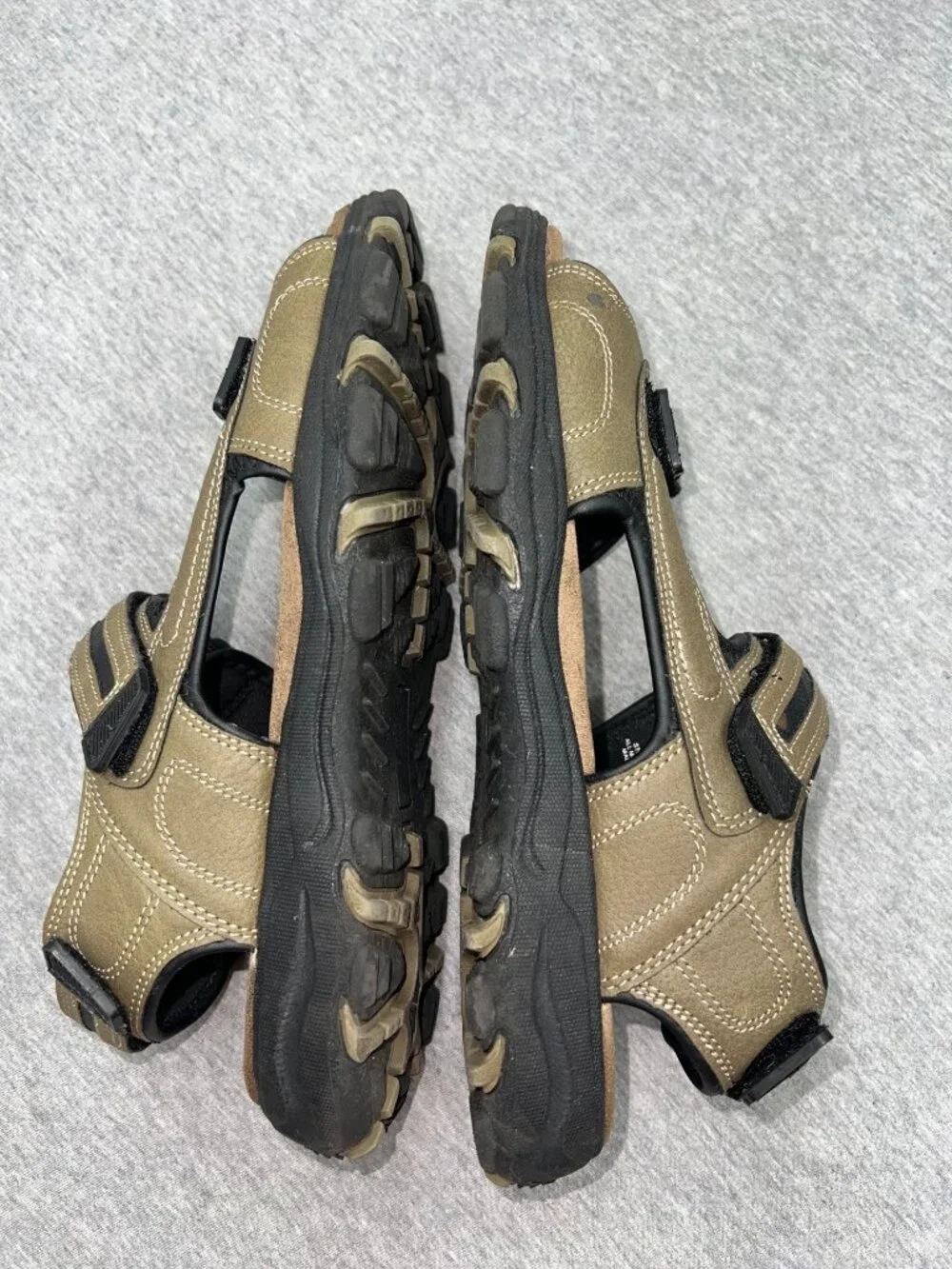 Reel Legends Mens Stingray Sandals 10M Brown & Black Adjustable Straps‎ Outdoors