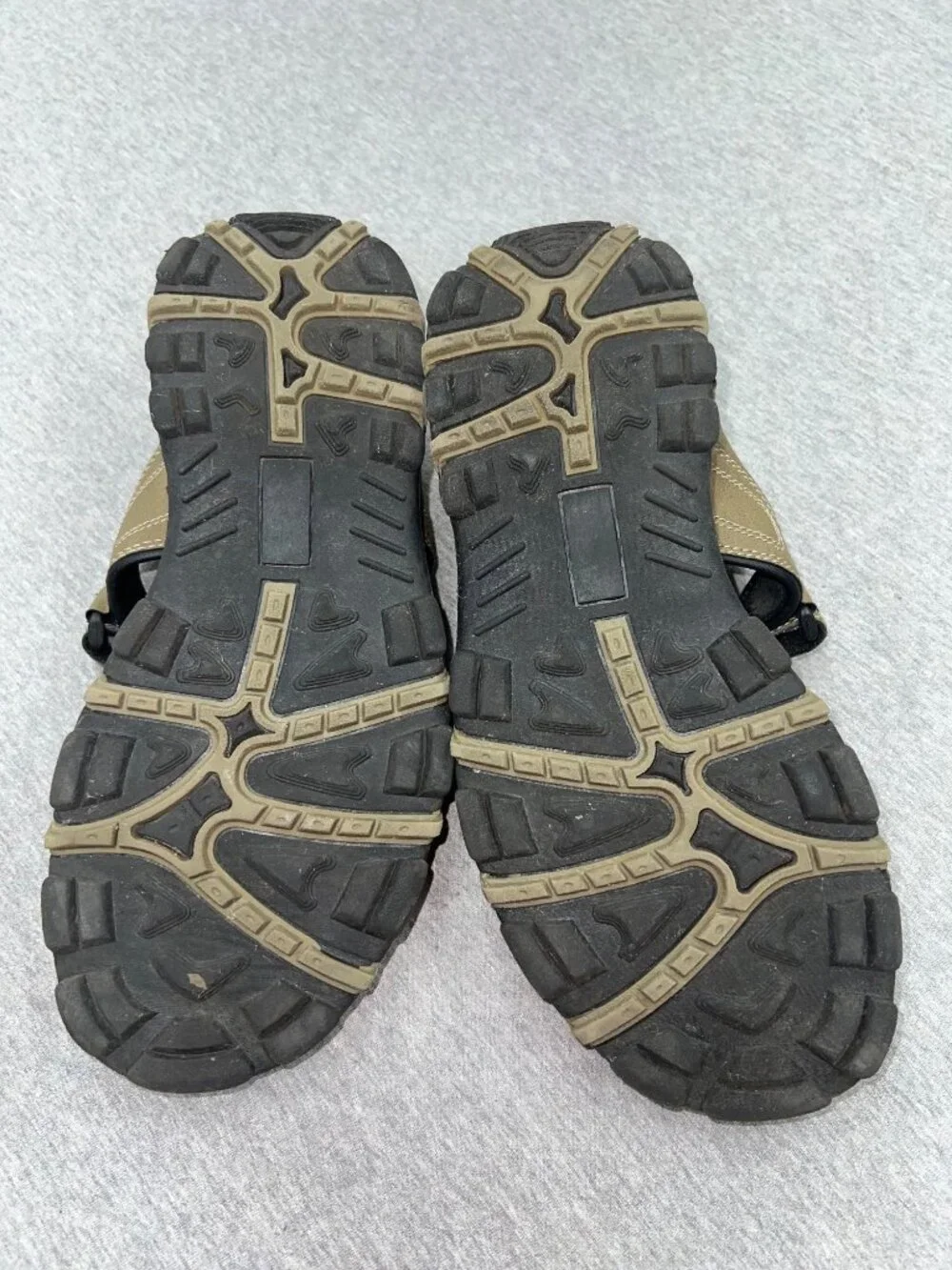 Reel Legends Mens Stingray Sandals 10M Brown & Black Adjustable Straps‎ Outdoors
