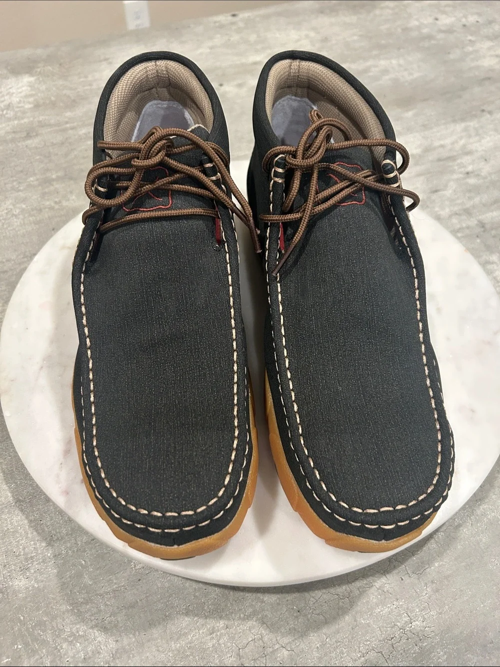 Twisted X design chukka sole